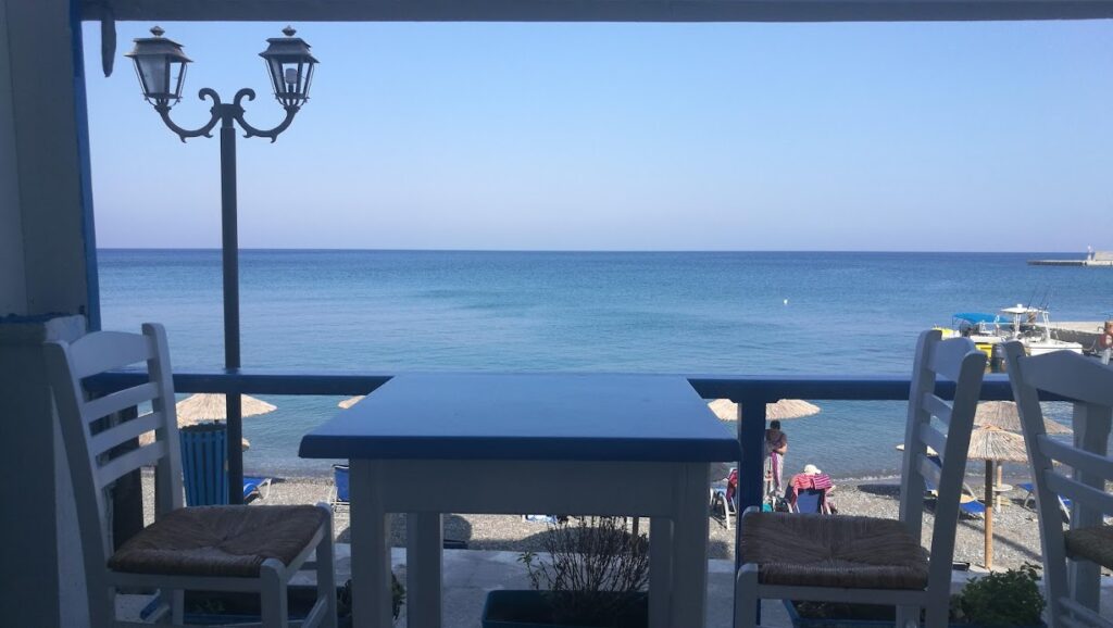 Yoga e trekking in Grecia