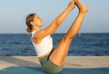 Posizione della barca yoga